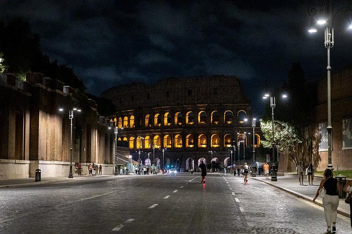 Moonlight Rome: Night Walking Tour of Roman Highlights, photo 3
