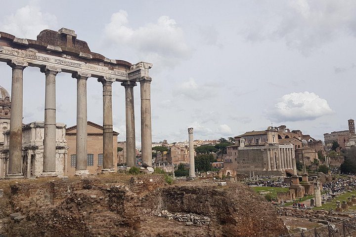 Colosseum and Ancient Rome Private Tour, photo 2