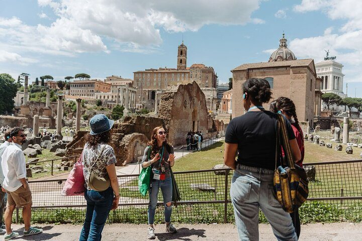 Rome Colosseum Guided Tour with Roman Forum & Palatine Hill, photo 3