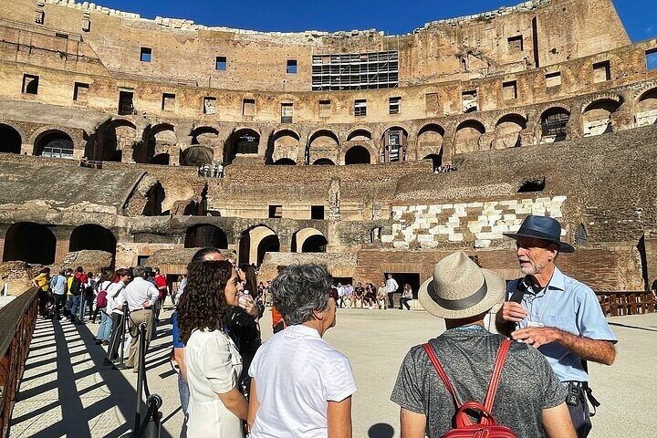 Colosseum with Gladiator Arena Floor, Forum & Palatine Hill Tour
