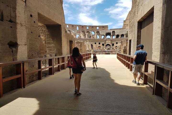 Express Colosseum Semi-Private Tour