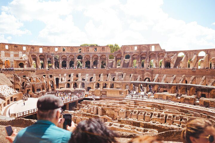 First Entry Semi-Private Colosseum: Arena Floor, Roman Forum Tour