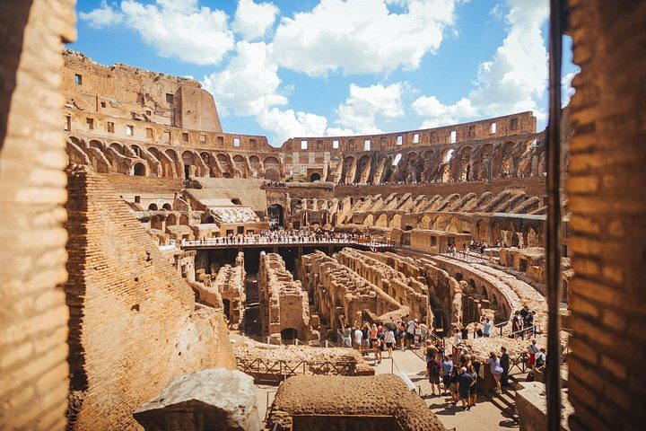 First Entry Private Colosseum Tour with Exclusive Arena Access